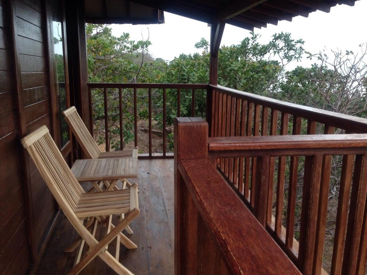 Cocohuts Hotel Karimunjawa Habitación foto